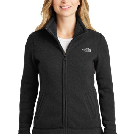 The North Face Ladies Sweater Fleece Jacket. NF0A3LH8