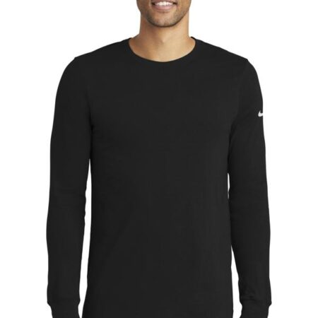 Nike Dri-FIT Cotton/Poly Long Sleeve Tee. NKBQ5230